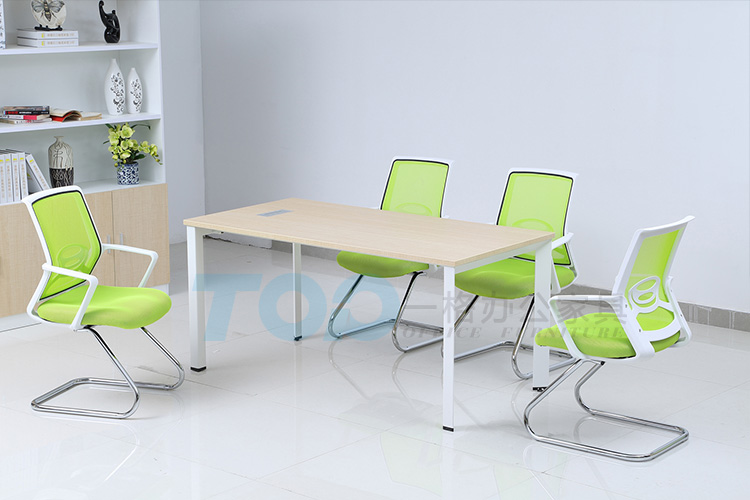 会议桌,屏风办公桌 <a href='/hyzxl.htm' class='keys' title='点击查看关于会议桌的相关信息' target='_blank'>会议桌</a>,屏风办公桌