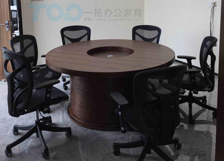 圆形会议桌.jpg 圆形会议桌.jpg