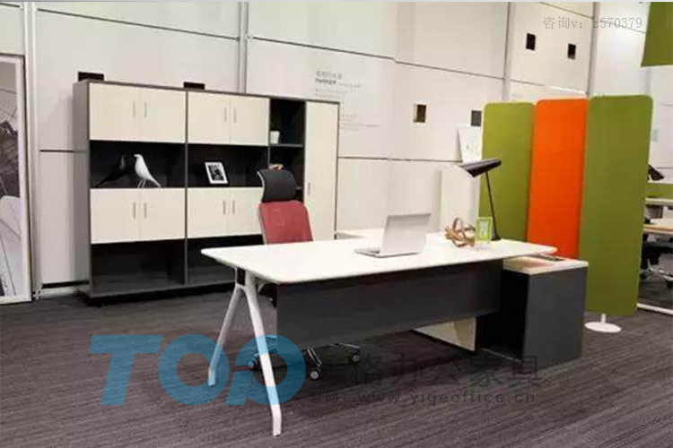 经理办公桌.jpg 经理办公桌.jpg