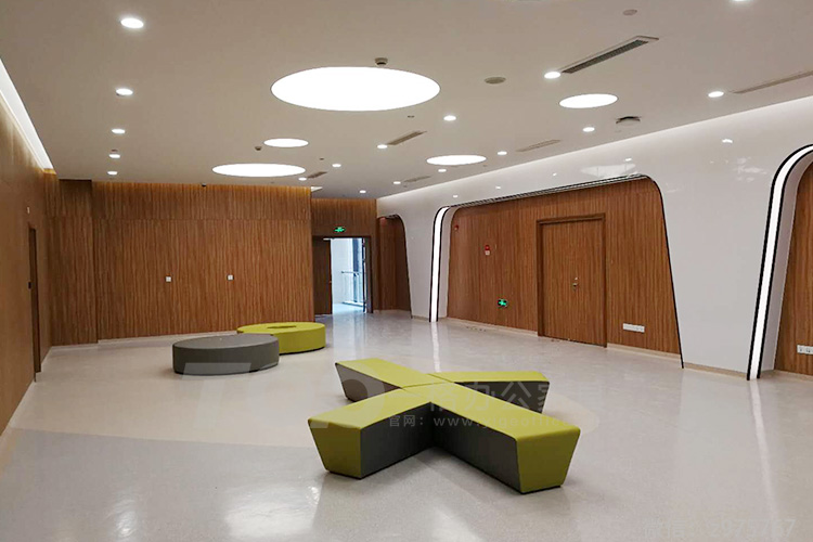 休闲洽谈异性沙发.jpg 休闲洽谈异性沙发.jpg