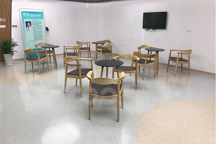 休闲洽谈桌椅.jpg 休闲洽谈桌椅.jpg