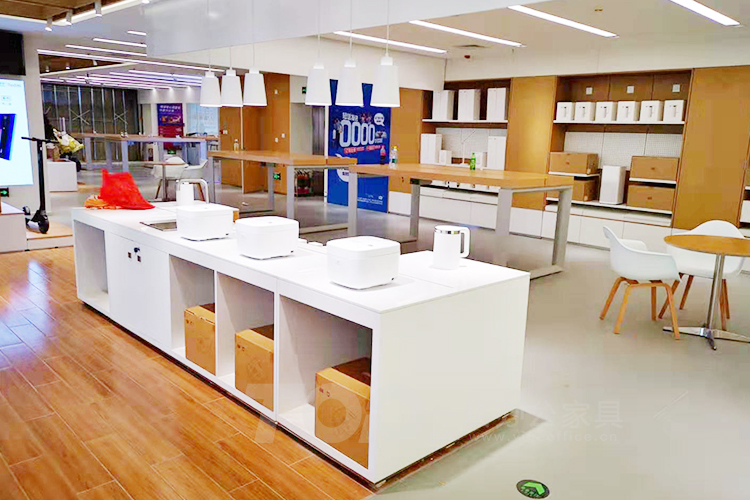 产品展示台.jpg 产品展示台.jpg