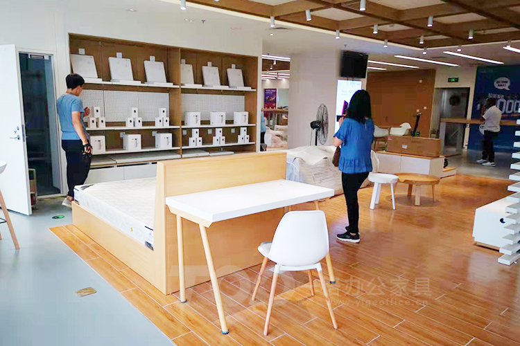 大兴机场中国移动体验店.jpg 大兴机场中国移动体验店.jpg