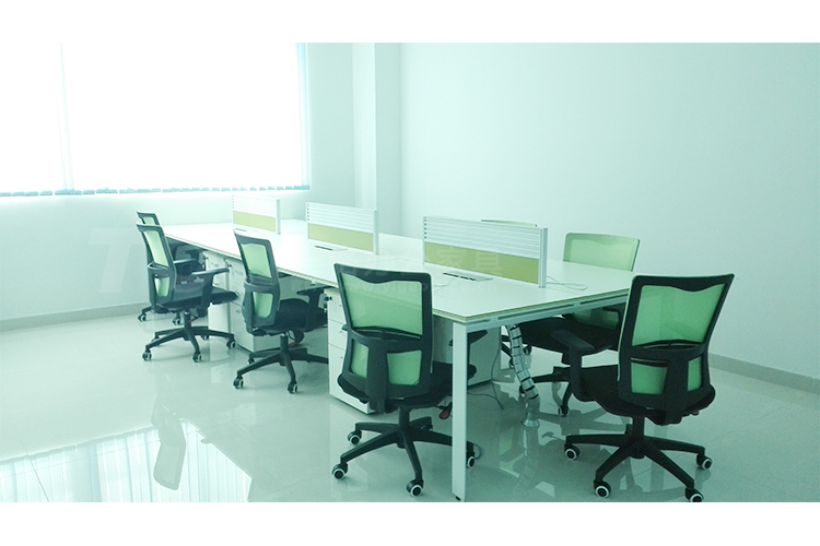 屏风卡位.jpg 屏风卡位.jpg