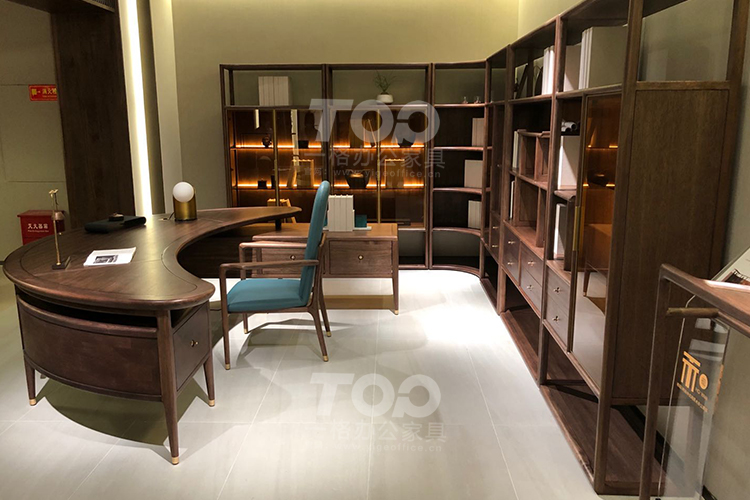 听月纯实木班台侧面.jpg 听月纯实木班台侧面.jpg